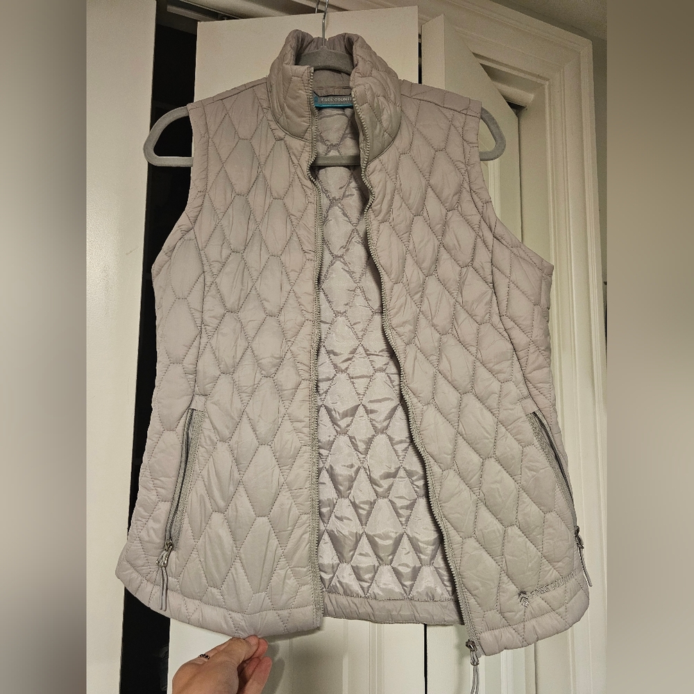 Free Country Women's Quilted Vest - Light Gray